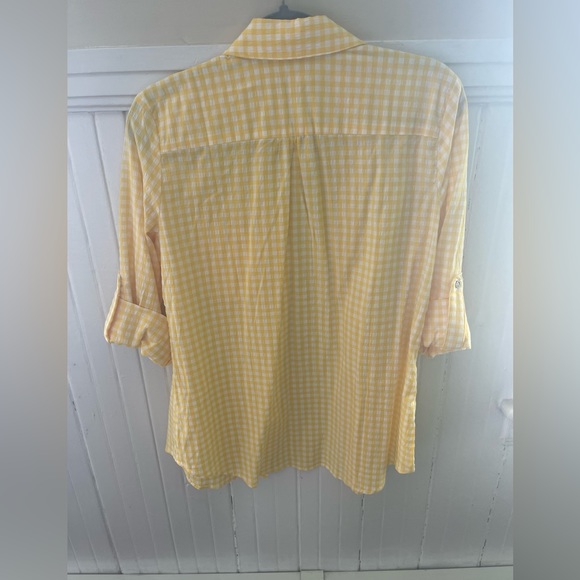 Kut, like new, women’s size med yellow and white button up shirt - Picture 4 of 4